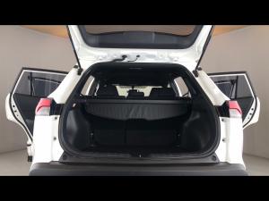 Toyota Corolla Cross 1.8 Xi - Image 13