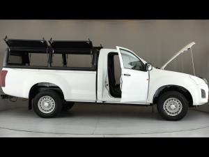 Isuzu D-Max Gen 6 250C single cab Fleetside - Image 30