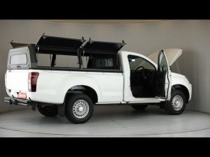 Isuzu D-Max Gen 6 250C single cab Fleetside - Image 31