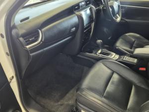 Toyota Fortuner 2.4GD-6 4X4 automatic - Image 7