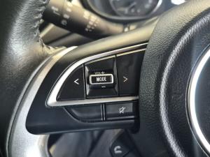 Suzuki Baleno 1.5 GLX - Image 9