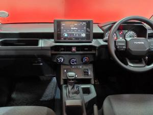 Toyota Hilux 2.8 GD-6 RB SRX 4X4 automaticD/C - Image 6