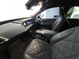 BMW iX xDRIVE40 - Image 10