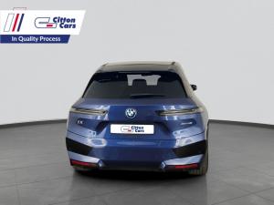 BMW iX xDRIVE40 - Image 4