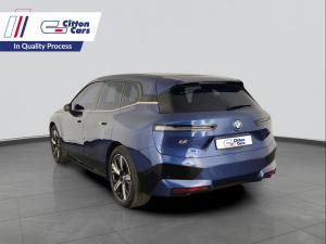 BMW iX xDRIVE40 - Image 6