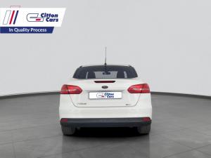 Ford Focus 1.0 Ecoboost Ambiente - Image 4