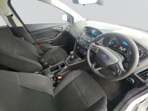 Ford Focus 1.0 Ecoboost Ambiente - Image 7