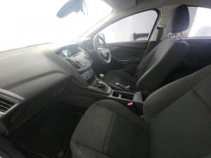 Ford Focus 1.0 Ecoboost Ambiente - Image 8