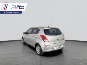Hyundai i20 1.4 Fluid automatic - Image 3
