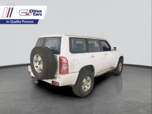 Nissan Patrol 4.8 GRX automatic - Image 5