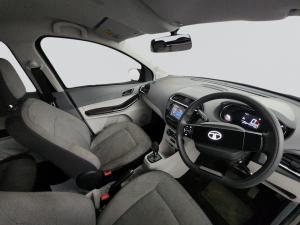 Tata Tiago 1.2 XT AMT - Image 8