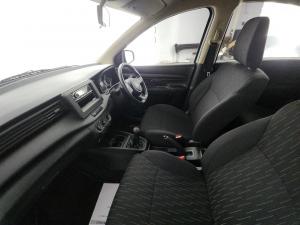 Toyota Rumion 1.5 S - Image 10