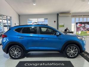 Hyundai Tucson 2.0 Crdi Elite automatic - Image 6