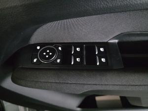 Volkswagen Amarok 2.0TDI double cab Life - Image 19