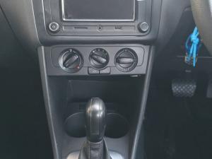 Volkswagen Polo Vivo hatch 1.6 Comfortline auto - Image 11