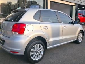 Volkswagen Polo Vivo hatch 1.6 Comfortline auto - Image 6