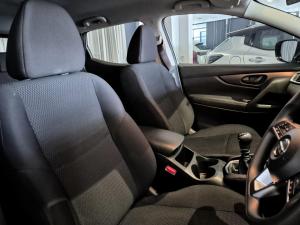 Nissan Qashqai 1.2T Acenta - Image 8