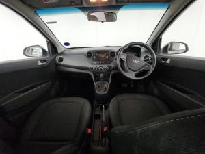 Hyundai Grand i10 1.25 Motion automatic - Image 8
