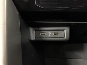 Volkswagen T-ROC 1.4 TSI Design Tiptronic - Image 16