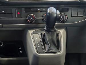 Volkswagen Transporter 2.0TDI Kombi SWB Trendline auto - Image 12
