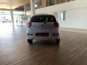 Toyota Vitz 1.0 XR manual - Image 13
