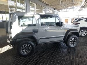 Suzuki Jimny 1.5 GLX AllGrip 3-door auto - Image 8