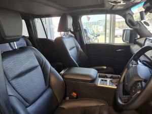 Toyota Land Cruiser Prado 2.8GD VX-R - Image 12