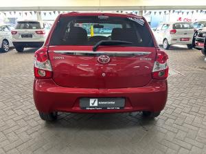 Toyota Etios hatch 1.5 Sprint - Image 5