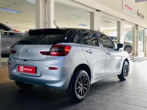 Toyota Starlet 1.5 Xi - Image 2
