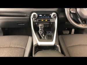 Toyota RAV4 2.0 GX auto - Image 15