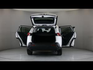 Toyota RAV4 2.0 GX auto - Image 24
