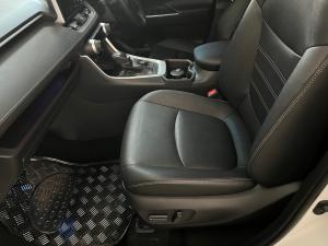 Toyota RAV4 2.5 Hybrid VX E-Four - Image 7