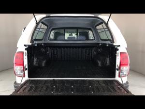 Toyota Hilux 2.4GD-6 double cab 4x4 Raider auto - Image 13