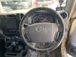 Toyota Land Cruiser 79 4.0PD/C - Image 8