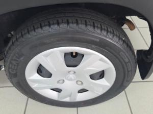 Renault Kwid 1.0 Expression / Life / Evolution 5-Door - Image 12