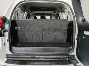 Toyota Land Cruiser Prado 3.0DT VX-L - Image 12
