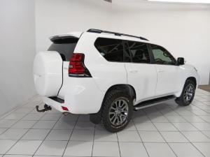 Toyota Land Cruiser Prado 3.0DT VX-L - Image 4