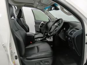 Toyota Land Cruiser Prado 3.0DT VX-L - Image 9