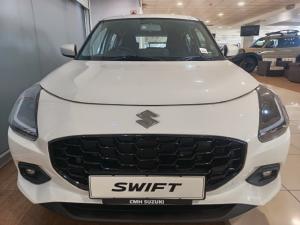 Suzuki Swift 1.2 GLX auto - Image 2