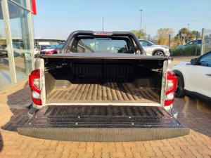 Nissan Navara 2.5DDTi double cab LE Plus - Image 14