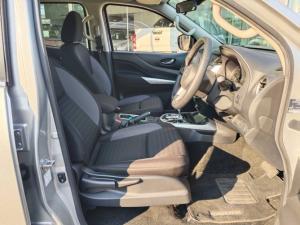 Nissan Navara 2.5DDTi double cab LE Plus - Image 5