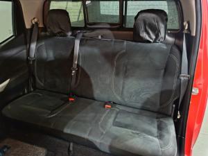 Nissan Navara 2.3D double cab 4x4 LE - Image 5