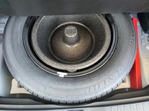 Toyota RAV4 2.5 HEV GX E-Four - Image 13
