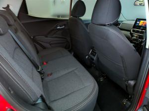 Mahindra XUV 3XO 1.2T AX5 auto - Image 8