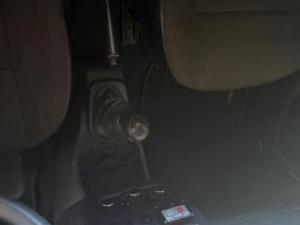 Nissan NP200 1.6i safety pack (aircon) - Image 22