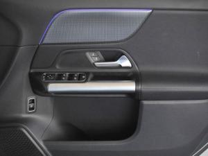 Mercedes-Benz GLA GLA200 Progressive - Image 14