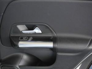 Mercedes-Benz GLA GLA200 Progressive - Image 15