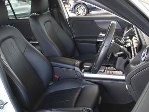 Mercedes-Benz GLA GLA200 Progressive - Image 19