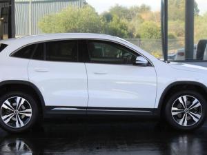 Mercedes-Benz GLA GLA200 Progressive - Image 5