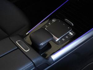 Mercedes-Benz GLA GLA200 Progressive - Image 9